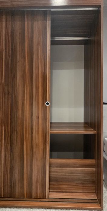 Гардероб, тв шкаф и два стенни шкафа