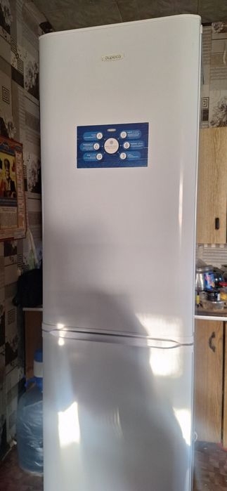 Продам холодильник
