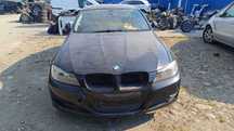 Dezmembrez BMW 320D E90  2.0D  2009