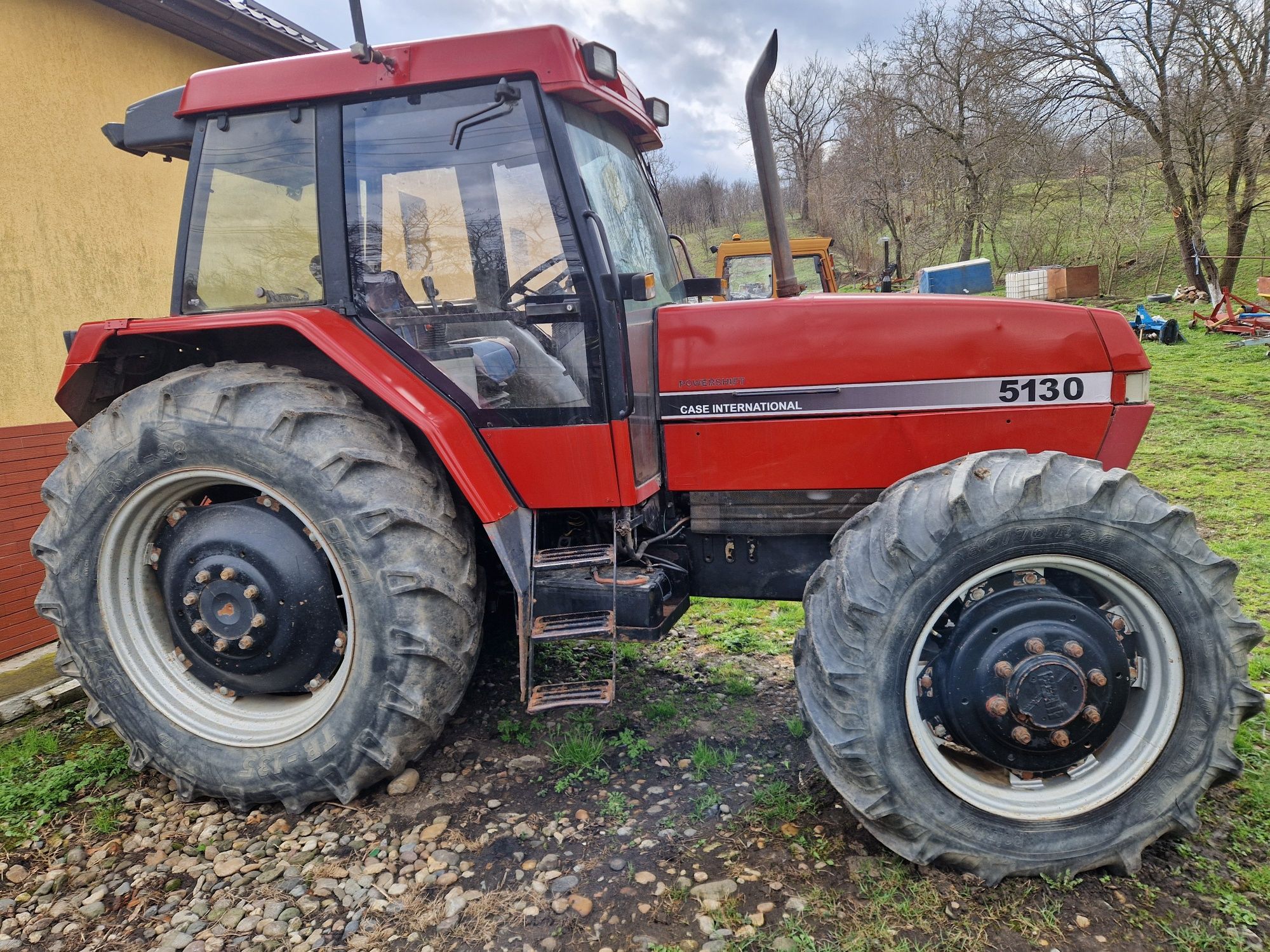 Tractor Case 5130