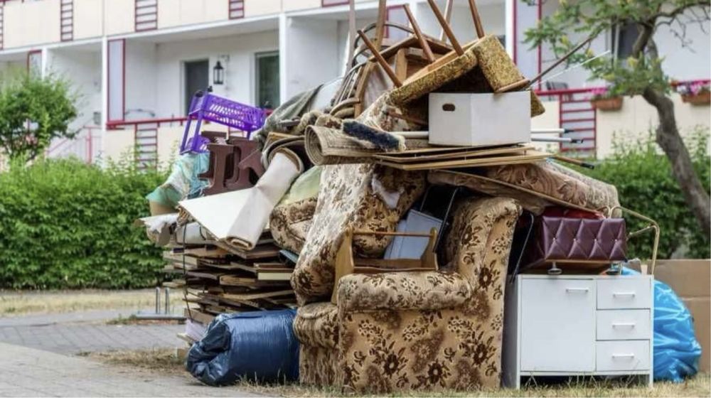 Debarasam apartamate, mobila veche, case,poruri,bwciuri,moloz