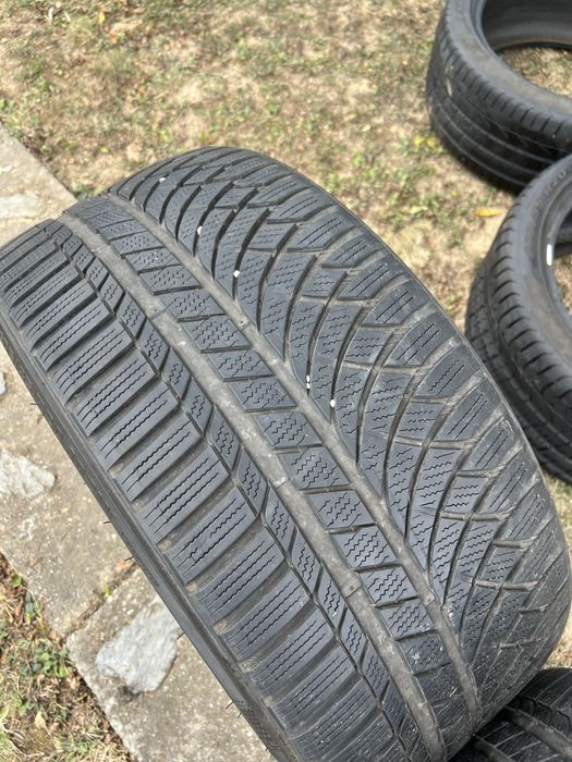 Anvelope Pirelli P Zero vara si Kumho WinterCraft WP72 all season