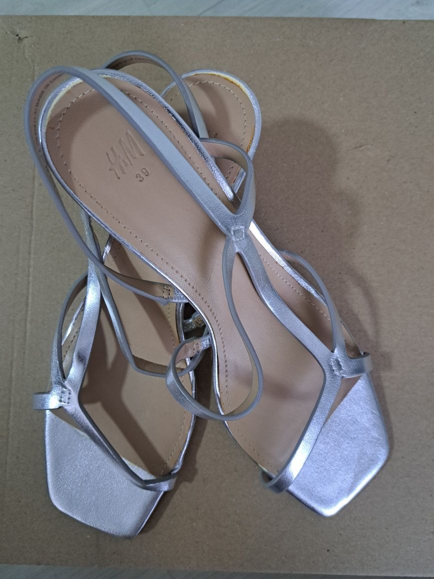 Sandale argintii H&M - marimea 39