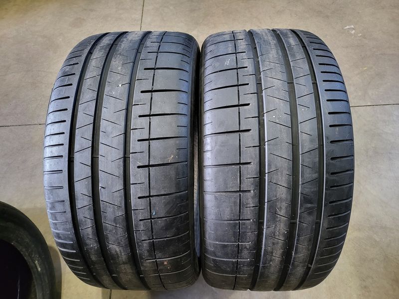 325/35/22 PIRELLI 2бр