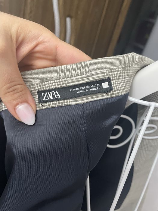 Costum de  bărbați mărimea L