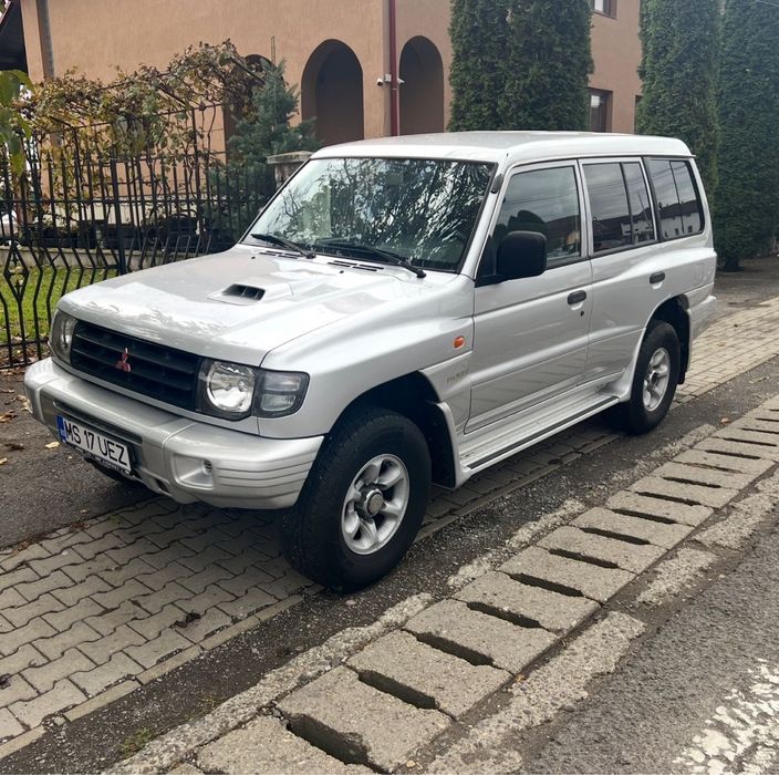 Mitsubishi Pajero 2.5TDI 7 locuri