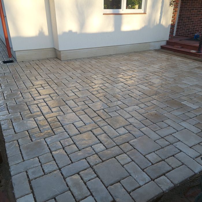 Укладка тротуарной плитки