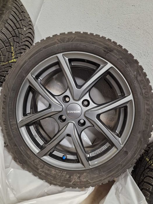 4 бр зимни гуми Goodyear Ultra Grip 9+ 195/55/16 87T (на 2 сезона)
