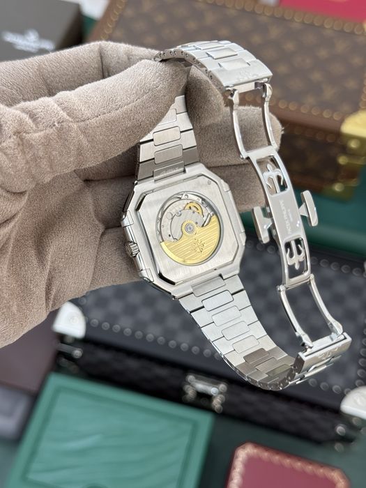 Patek Philippe Cubitus