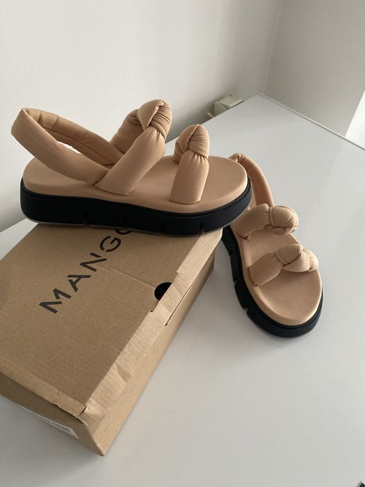 Sandale noi MANGO