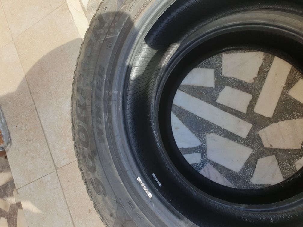 Vând 4 anvelope 255 50 R19 Pirelli Dot 2020 pretabile pentru suv X5,X6