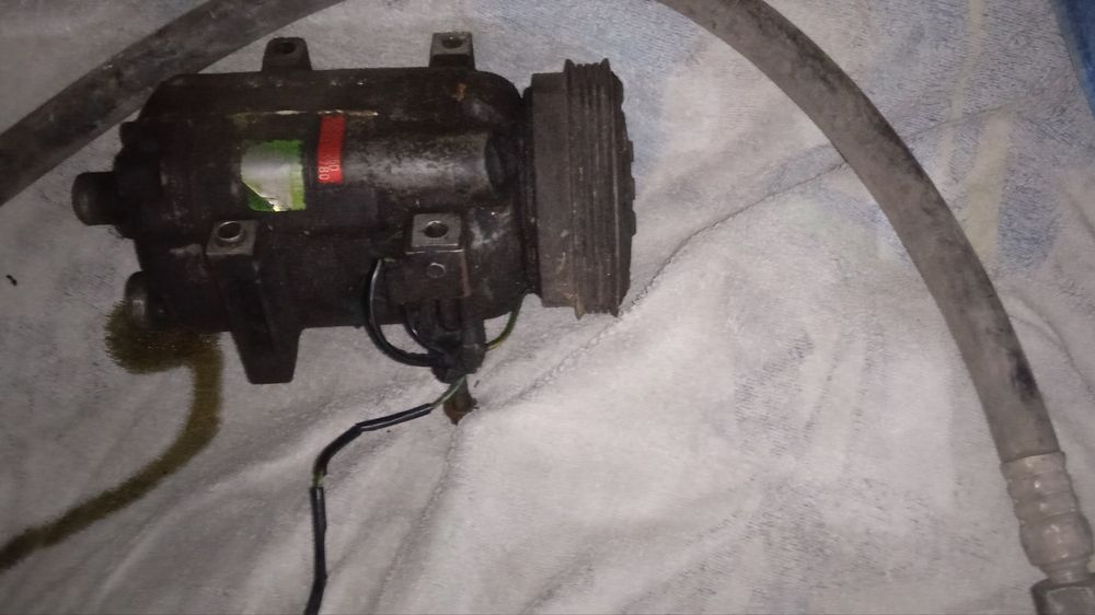 Компрессор кондиционера Фольксваген Ауди