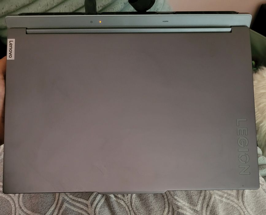 Laptop Gaming Lenovo Legion 5 16IRX9 cu procesor Intel® Core™ i7-14650