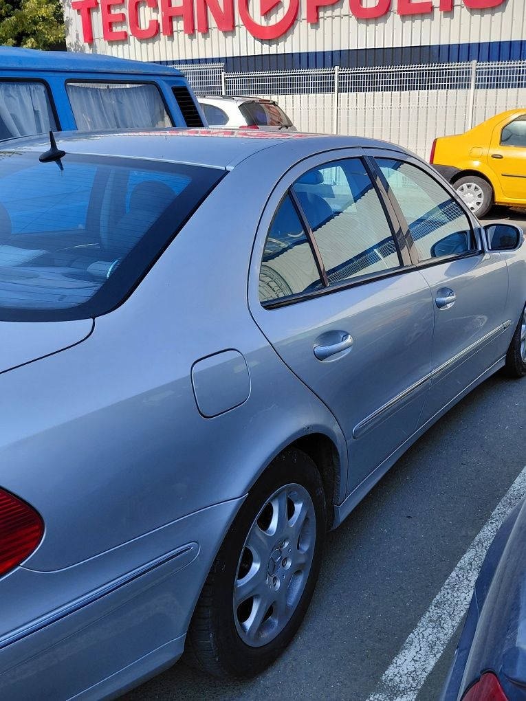 Мерцедес W211 Е200