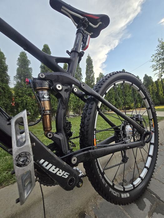 Bicicleta Canyon Nerve al 29, fox kashima