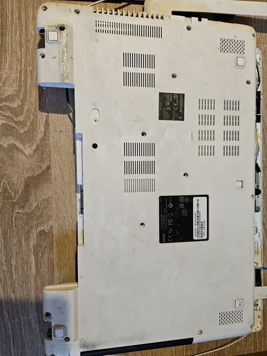 Acer defect placa baza v3 572g 350h