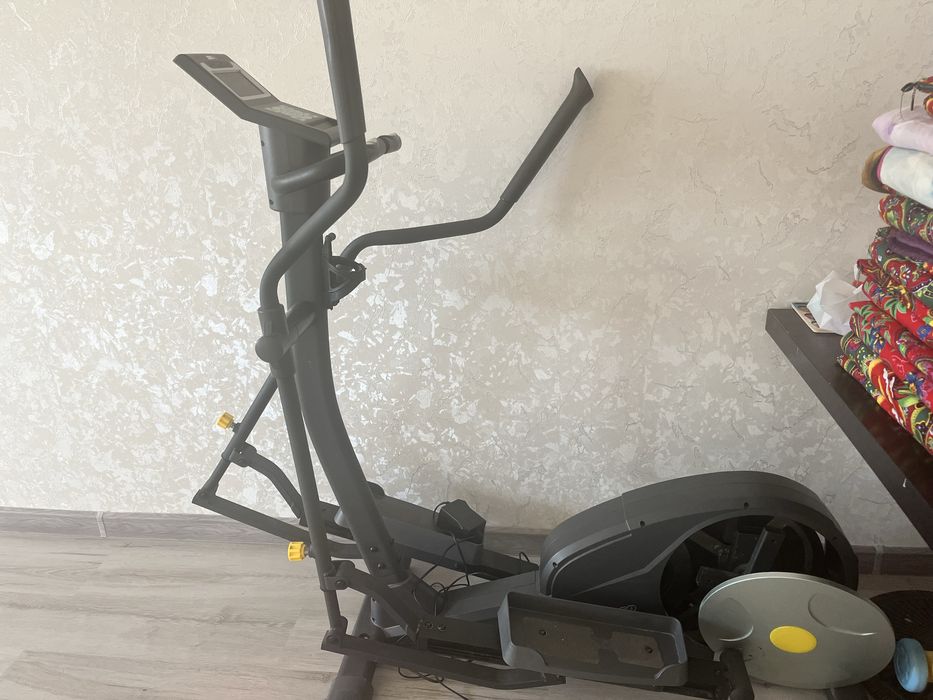 Тренажерный велосипед сатылады