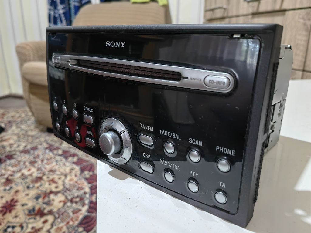 Радио-CD SONY за Ford Focus MK2
