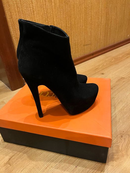 Женская обувь на осень и весну