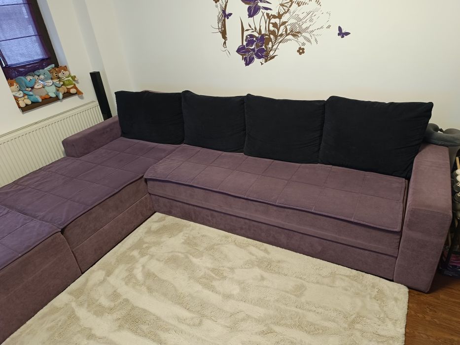 Canapea extensibilă in forma de L cu spațiu de depozitare