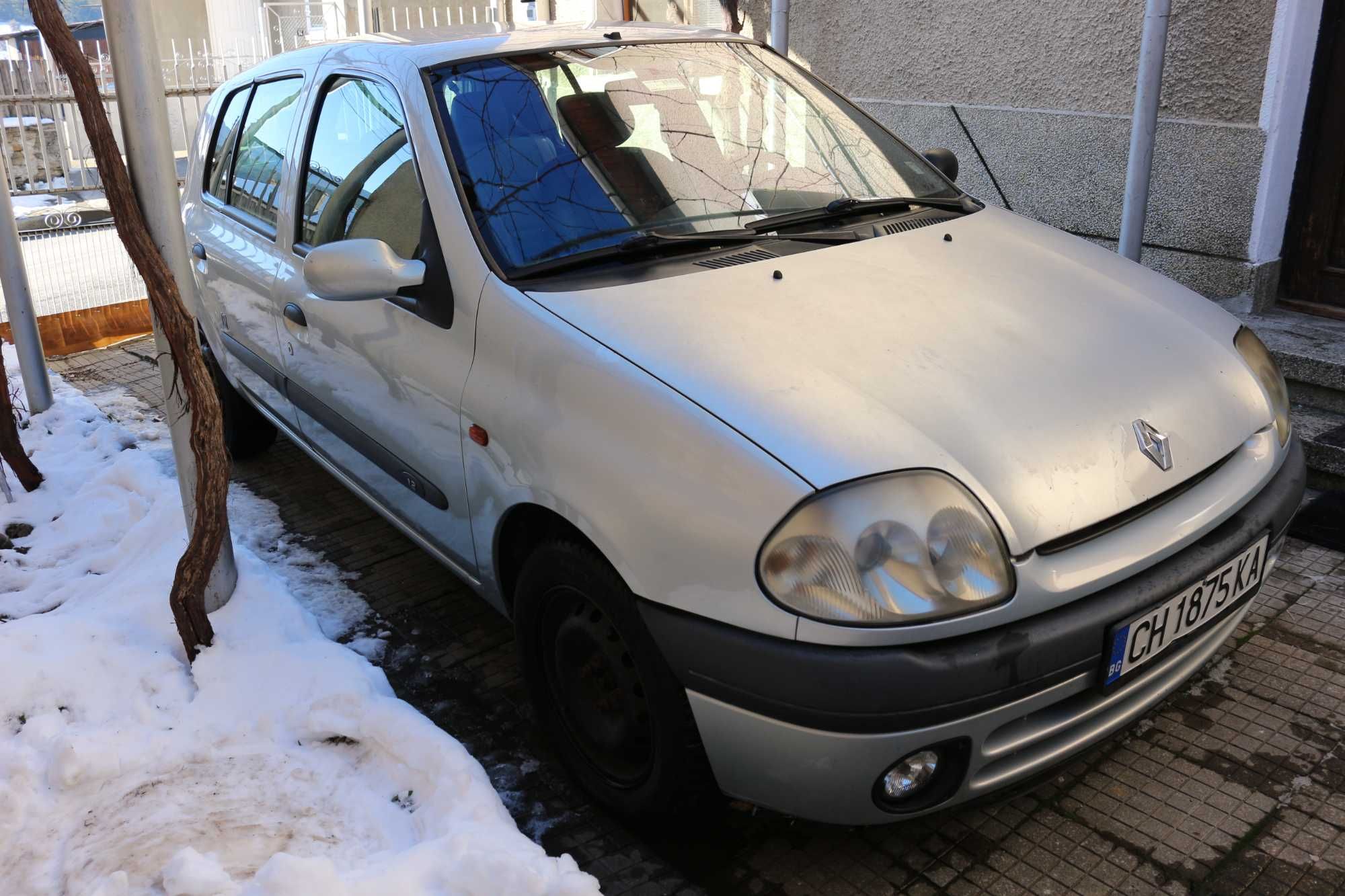 Renault Clio 1.2 , 60 к.с. , Бензин, 2000 г. в много добро състояние