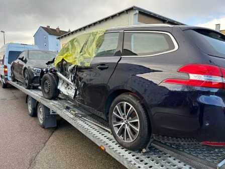 Продава за части PEUGEOT 308, 2015г.