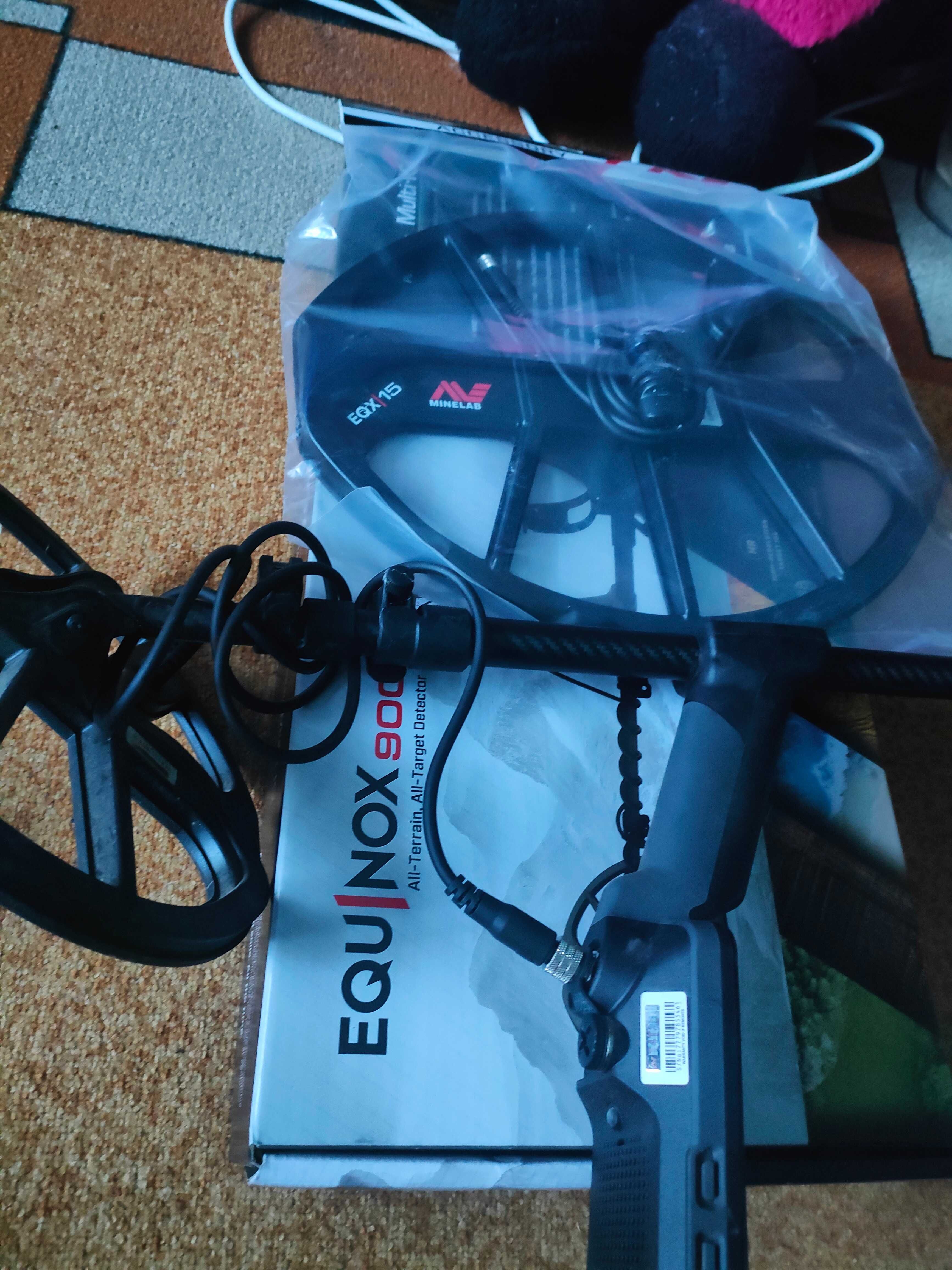 Металдетектор Equinox 900
