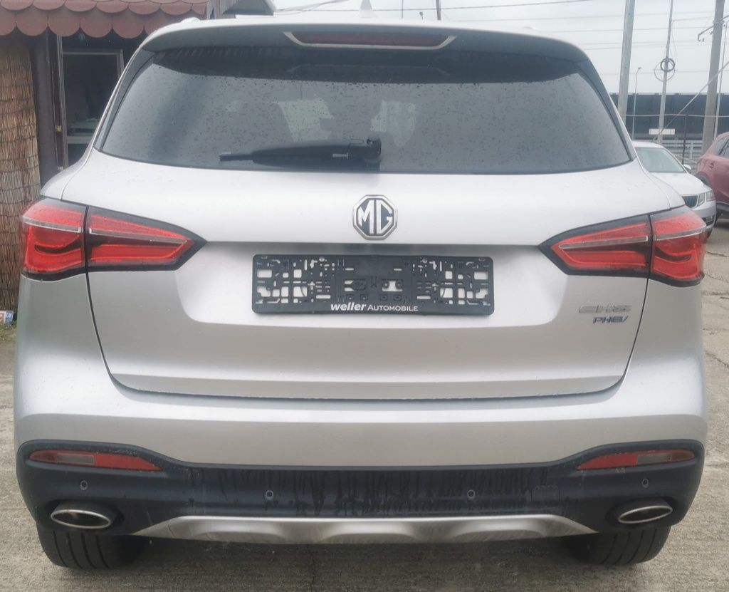 MG Luxury Line EHV model an 2022, benzina+electric
