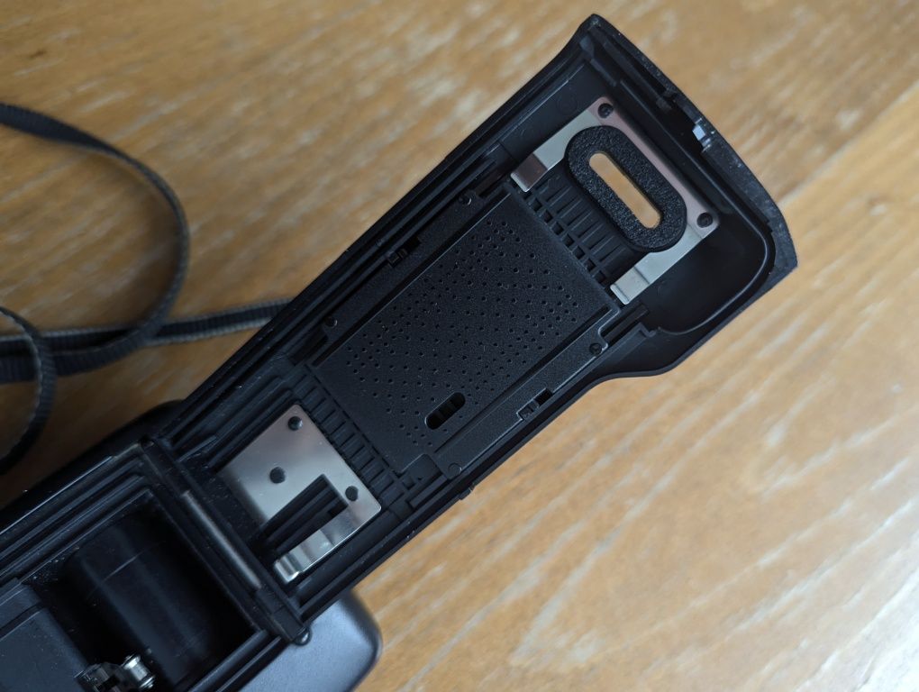 Canon prima twin point & shoot