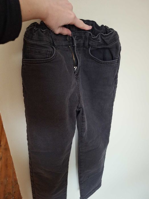 Теплые джинсы на мальчика 8-9 лет