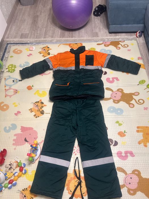 Костюм зимний с ватниками новый