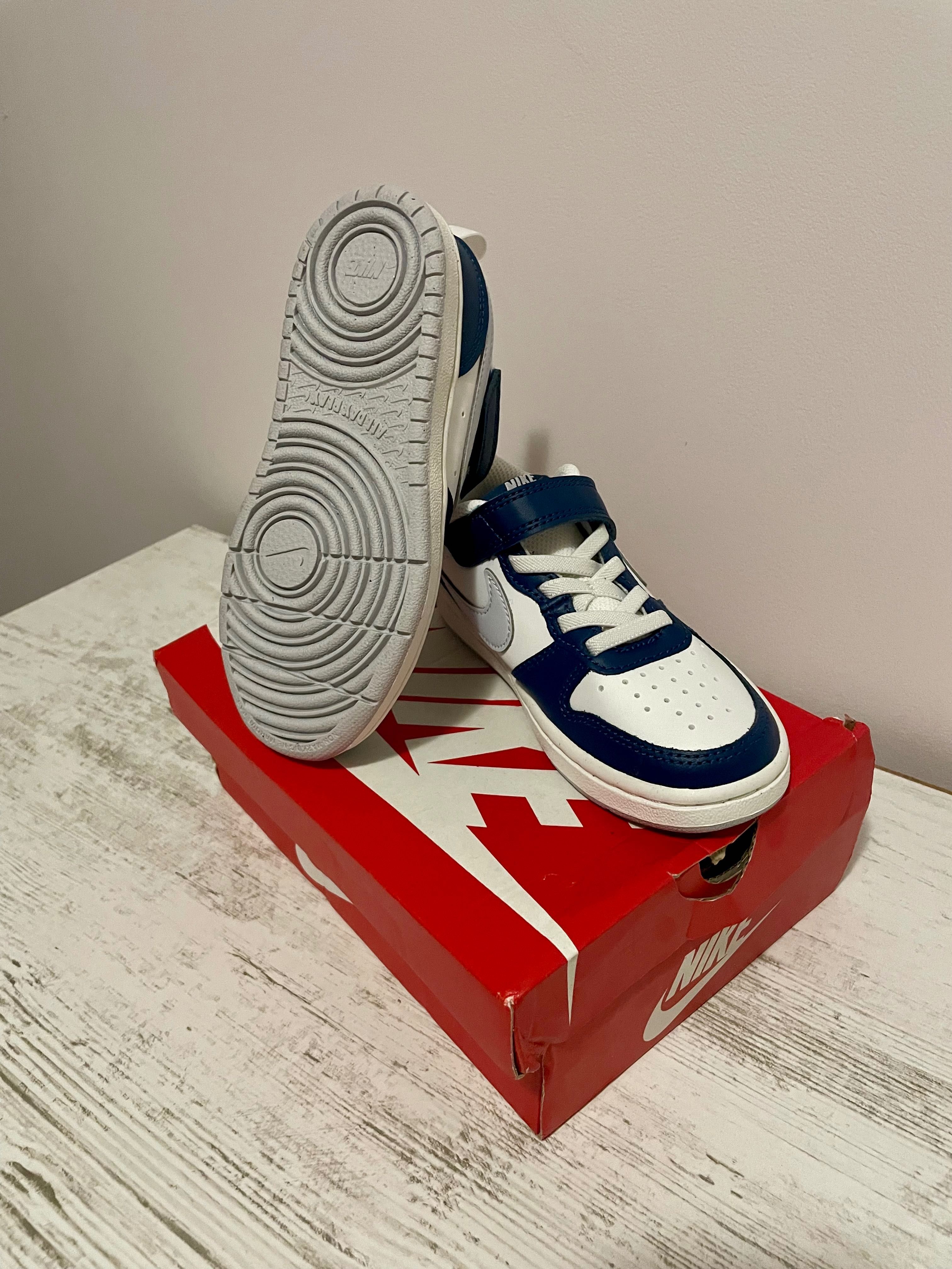 NIKE - спортни обувки Court Borough