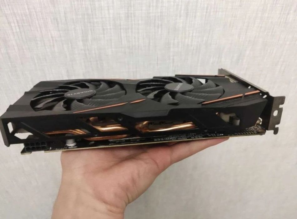Видеокарта RX480 4GB gigabite В отличном состоянии