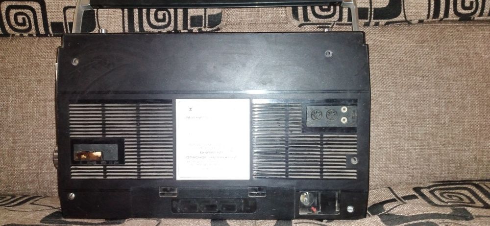 Магнитофоны СССР и Панасоник Смотрите 7 фото Читайте описании