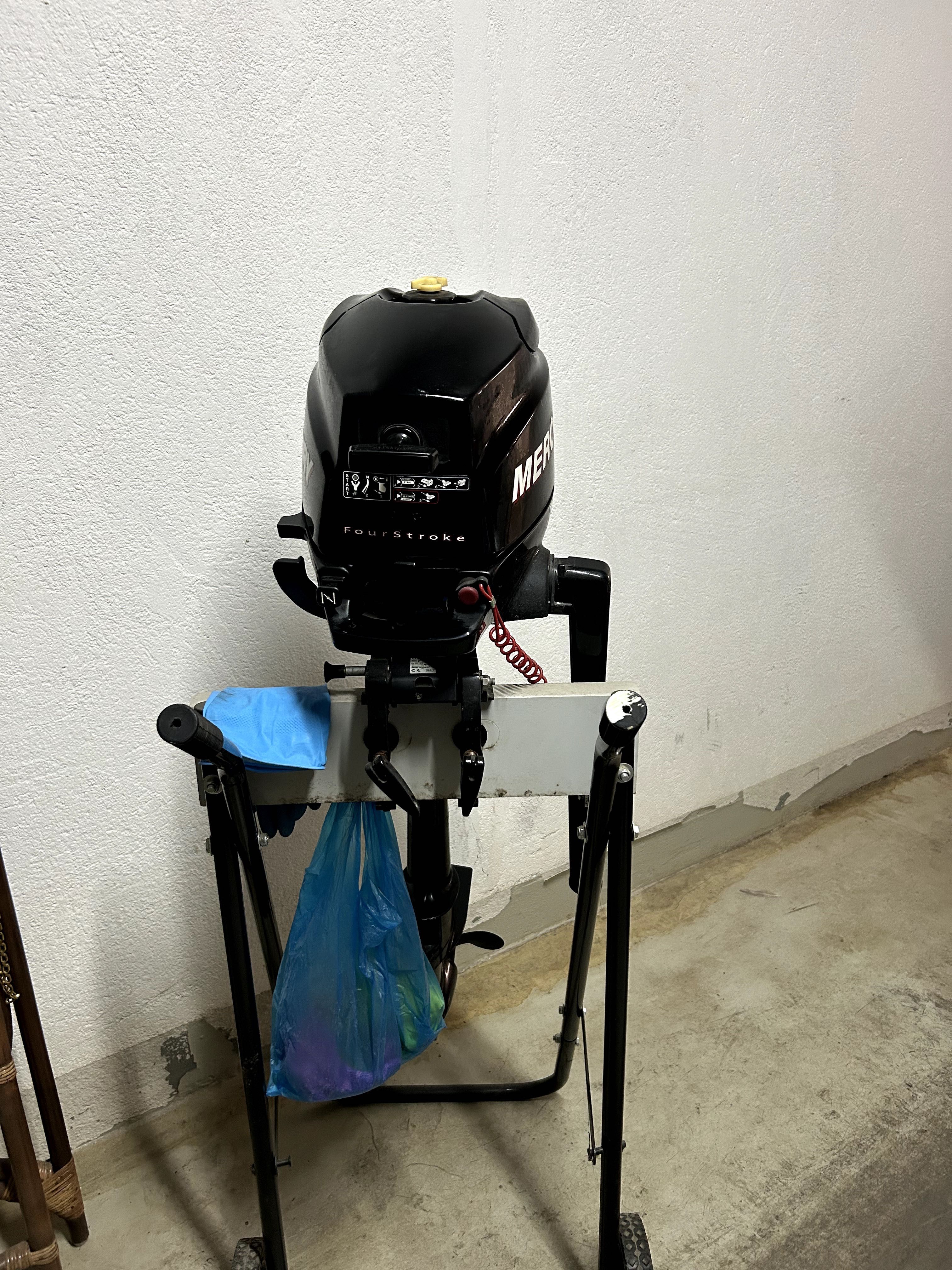 Mercury FourStroke 2.5 извънбордов двигател