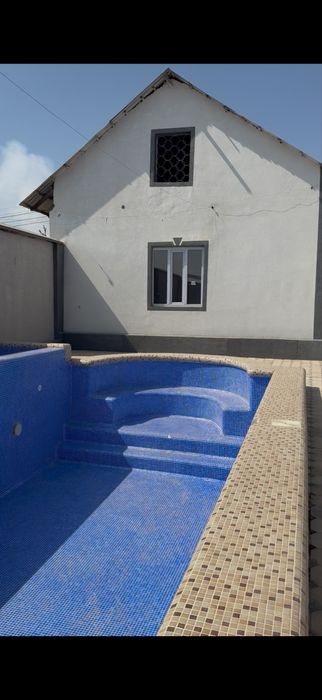 Дача продаётся в Чирчике, в дачном посёлке