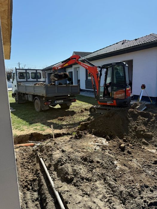 Închiriez/ Execut lucrări cu utilaje pentru construcții miniexcavator