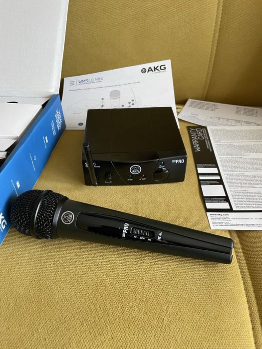 Akg mini 40 безжичен микрофон