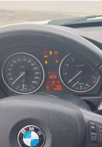 Фейсов Километраж с голям бордкомпютър БЕНЗИН БМВ/BMW Е90 Е91 Е92 Е93