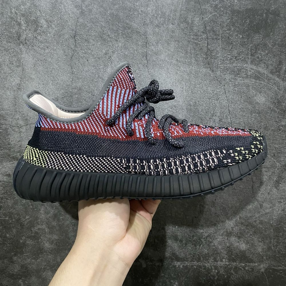 Yeezy Boost 350 V2 Yecheil - Чисто нови