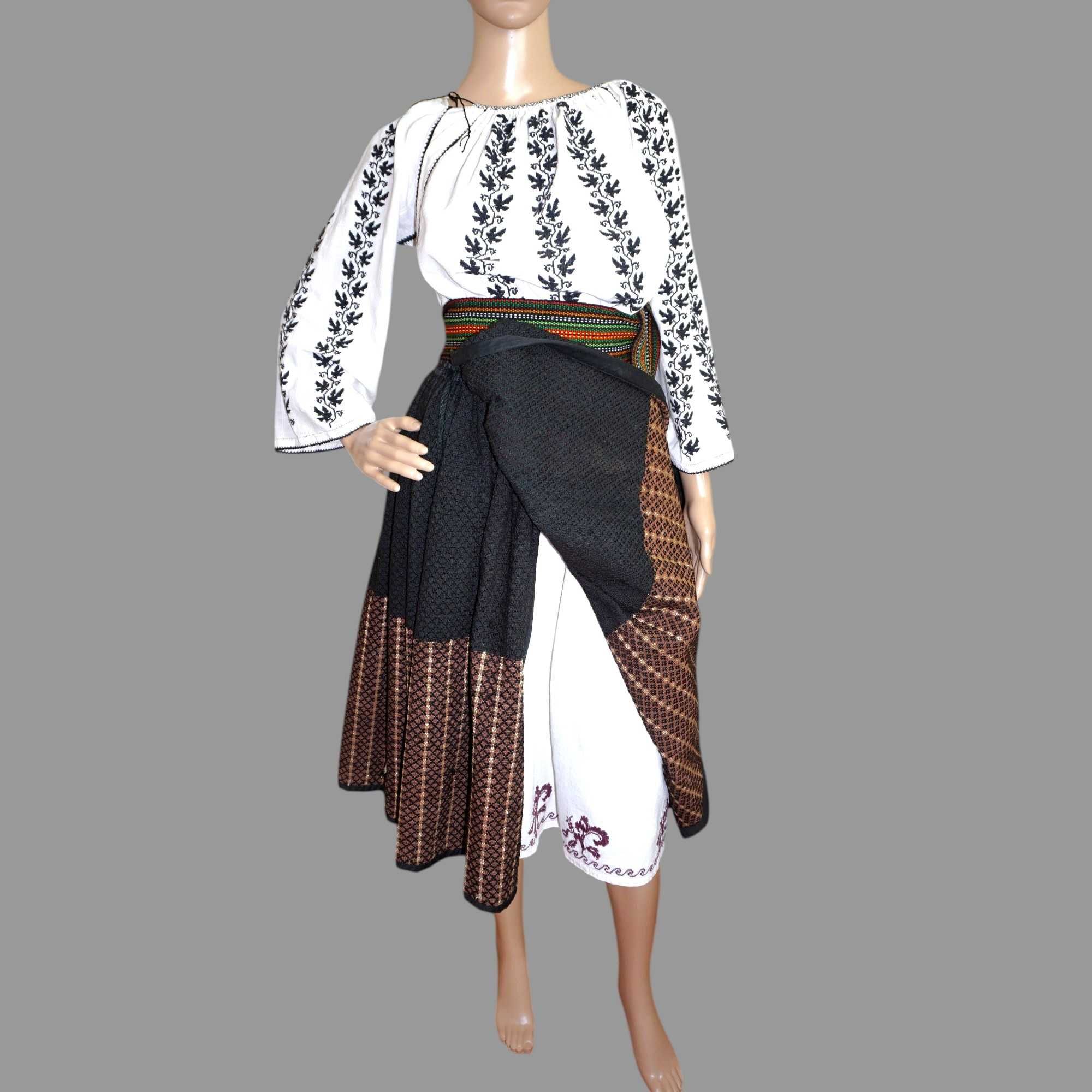 Costum popular vechi cu valnic, port popular oltenesc 36-38