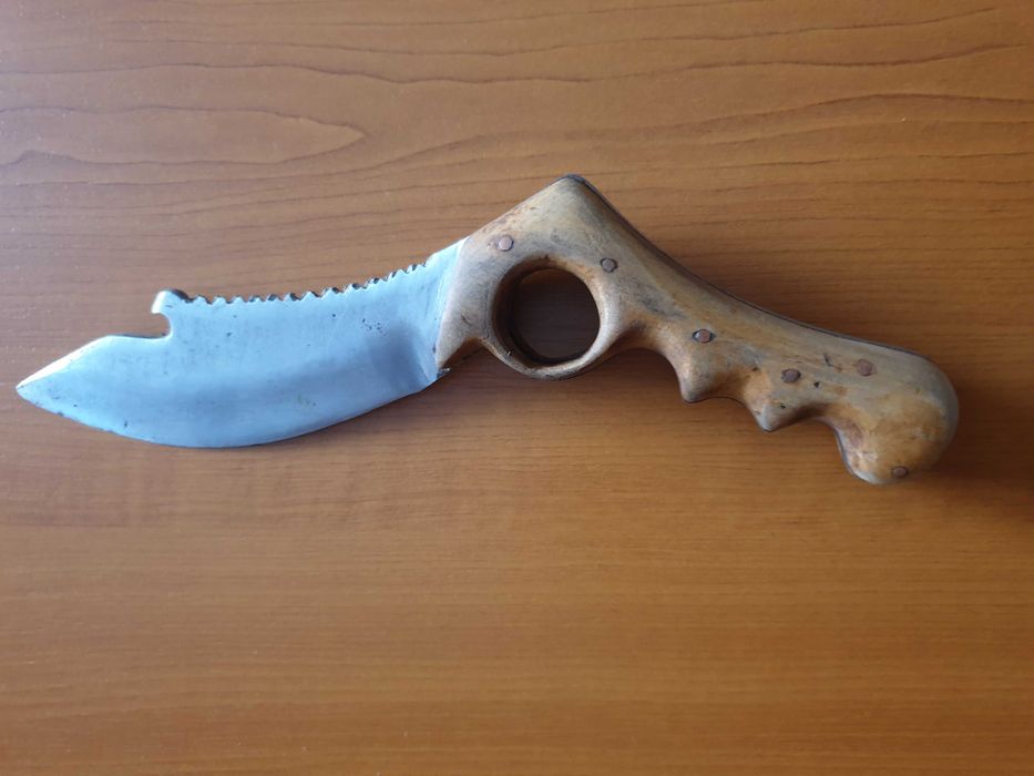 Cuțit vintage vechi