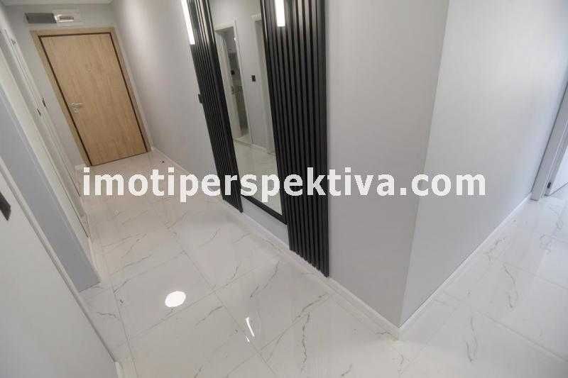 Продава се Тристаен апартамент в Пловдив, Кючук Париж - 140 кв.м за 1343 €/кв.м - Снимка #12