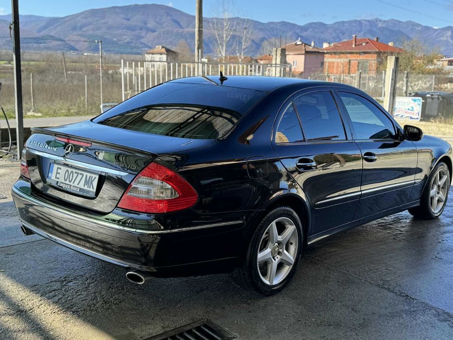 Mercedes Benz E320 cdi EVO 4Matic Avantgarde 2009 година