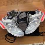 Balenciaga Track LED Marimea 40 NOI ; fara cutie