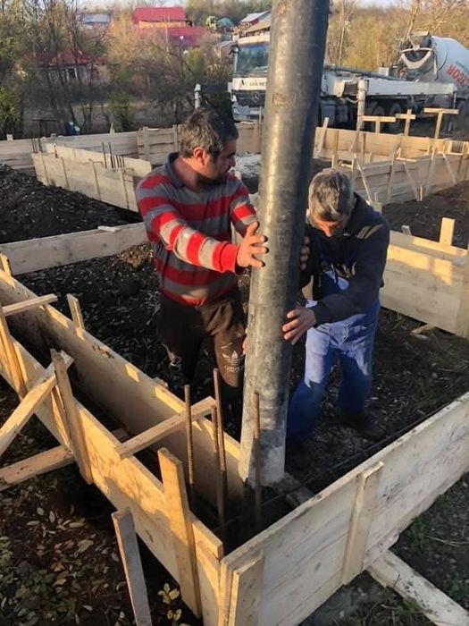 Teren intravilan cu proiect de vânzare în rate!