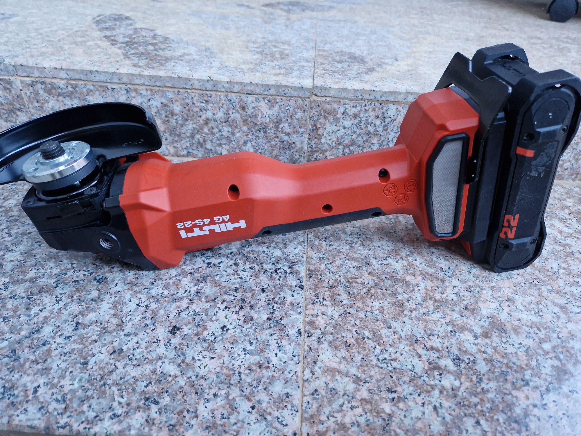 Hilti polizor pe acumulatori cu variator de turatie