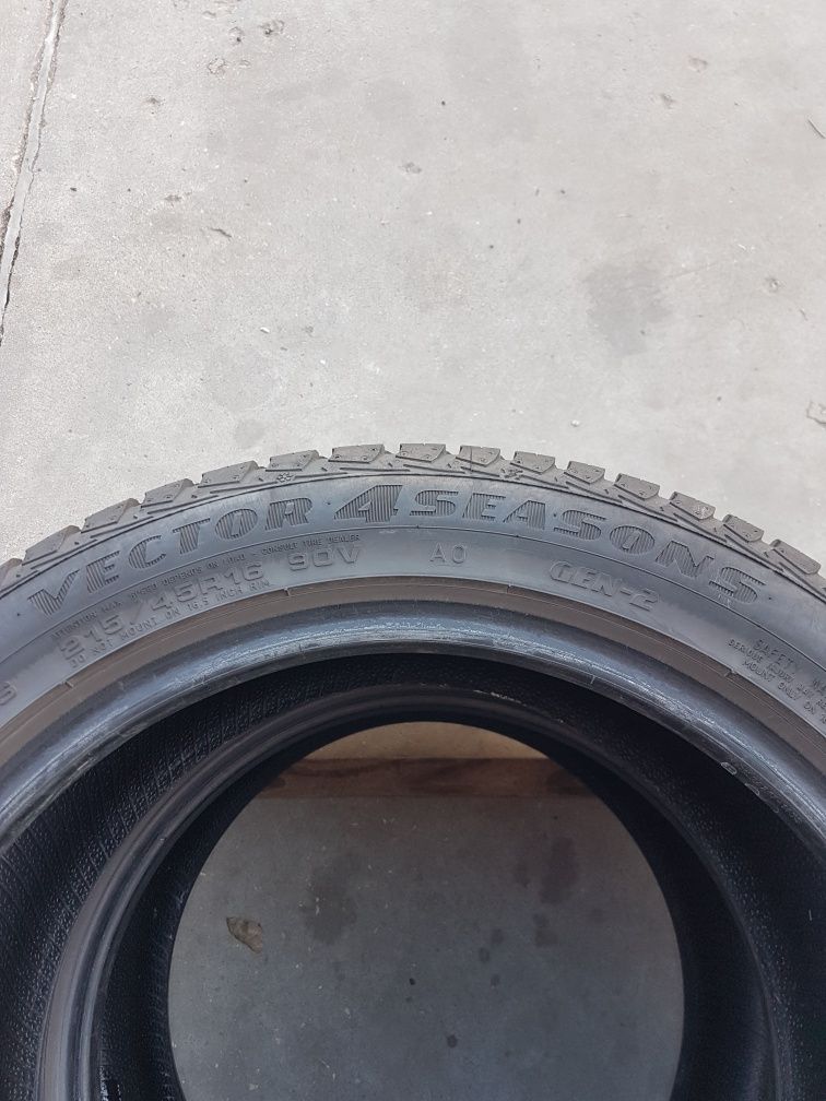 Всесезони гуми 2 броя GOODYEAR Vector 4 Season 215 45 R16 дот 0917