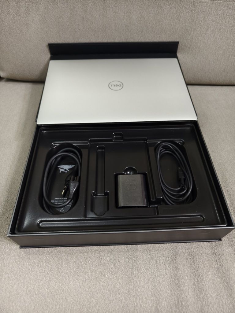 Продам Новый Dell XPS 13 9310, OLED 4K