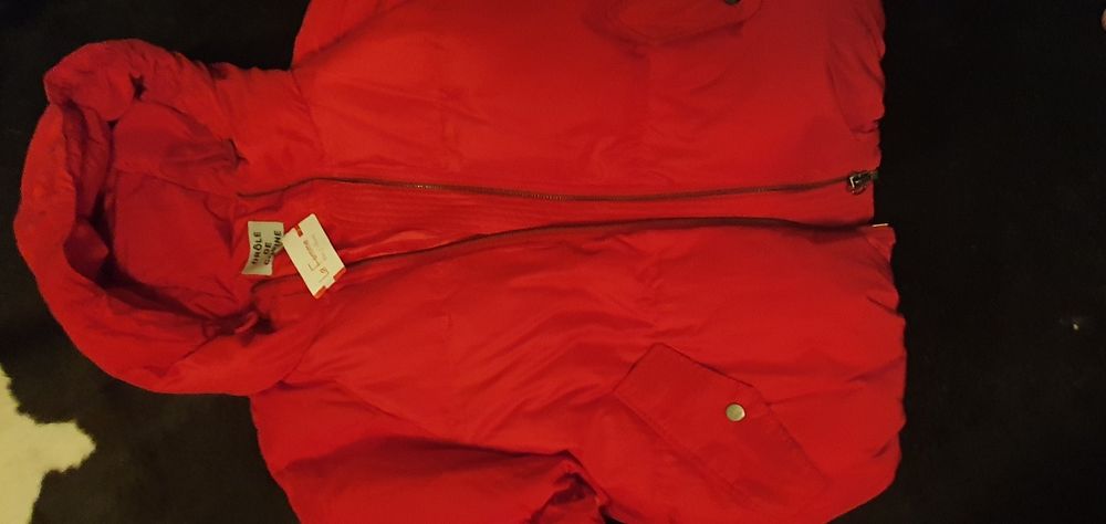 Geaca puf La Femme, culoare rosu, marime M-L / noua